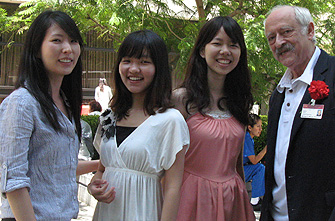 Taiwanese Get a Taste of Something New