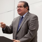 Scalia speaks during a USC law class.