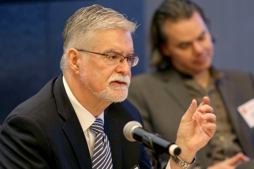 Arthur Stone, director of the USC Dornsife Center for Self-Report Science and professor of psychology