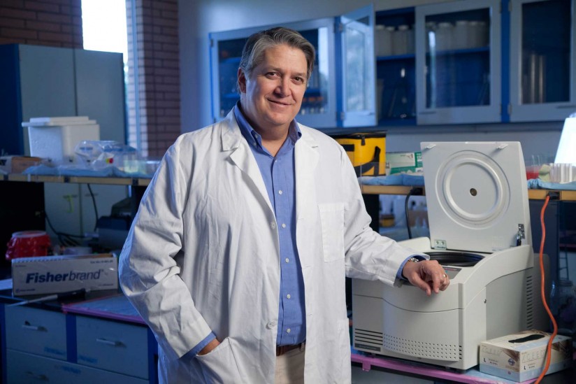 Christian Pike in lab