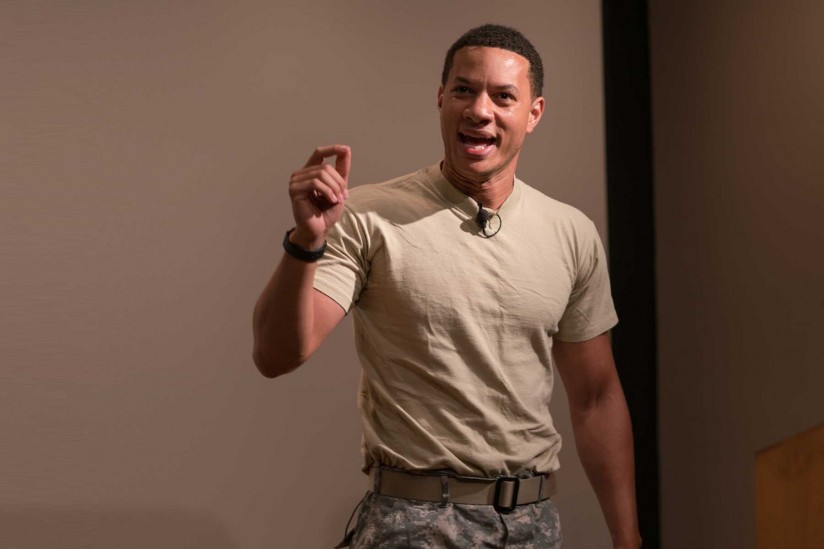 Chris Allen onstage