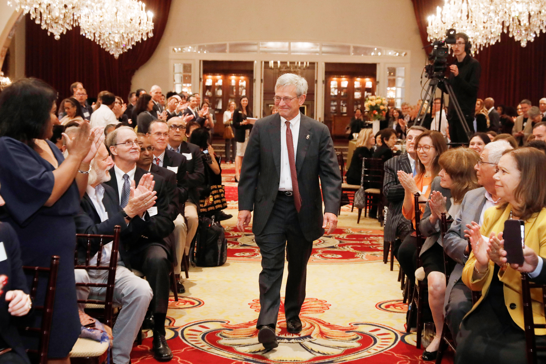 Charles Zukoski officially installed as USC provost