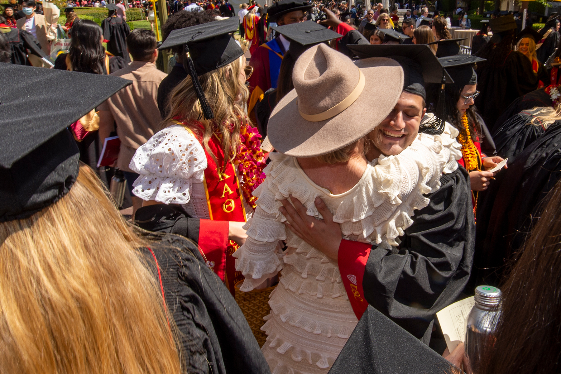 USC 2022 commencement: hug